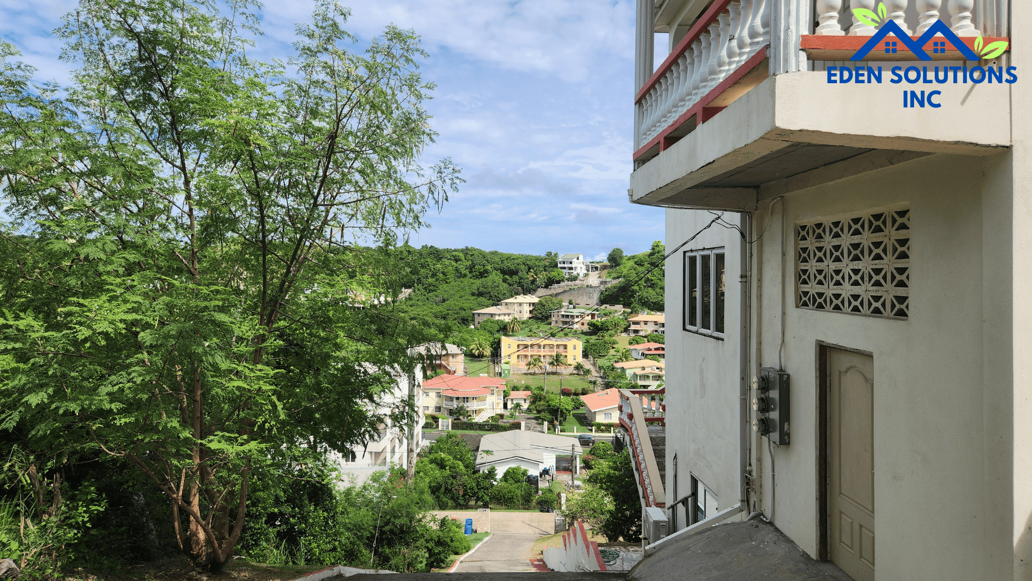 Launce Aux Epines Lookout